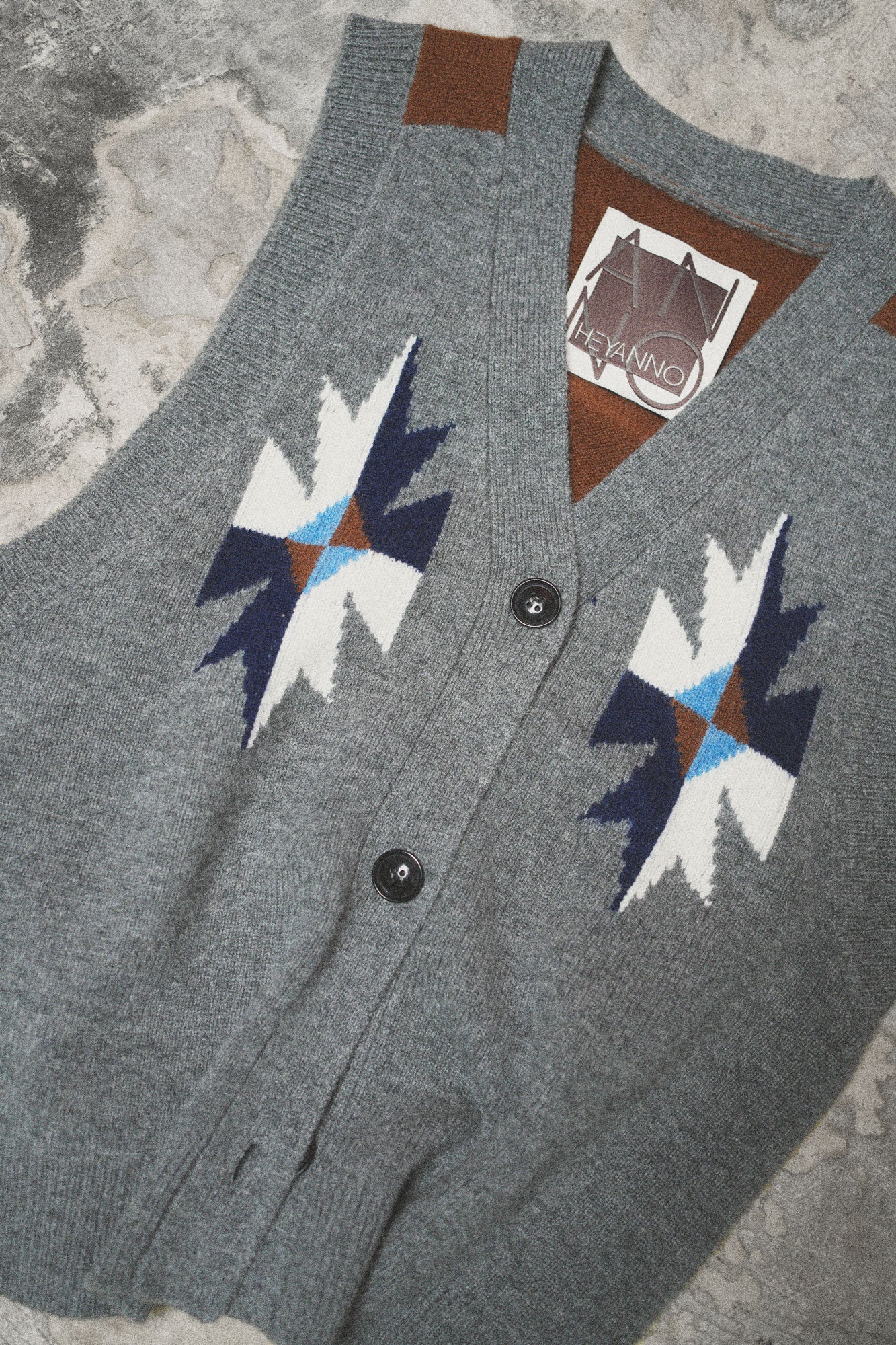 Modelshot / Grey Melange / Detail